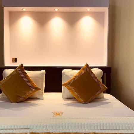 Labev Hotel Kumasi Bagian luar foto