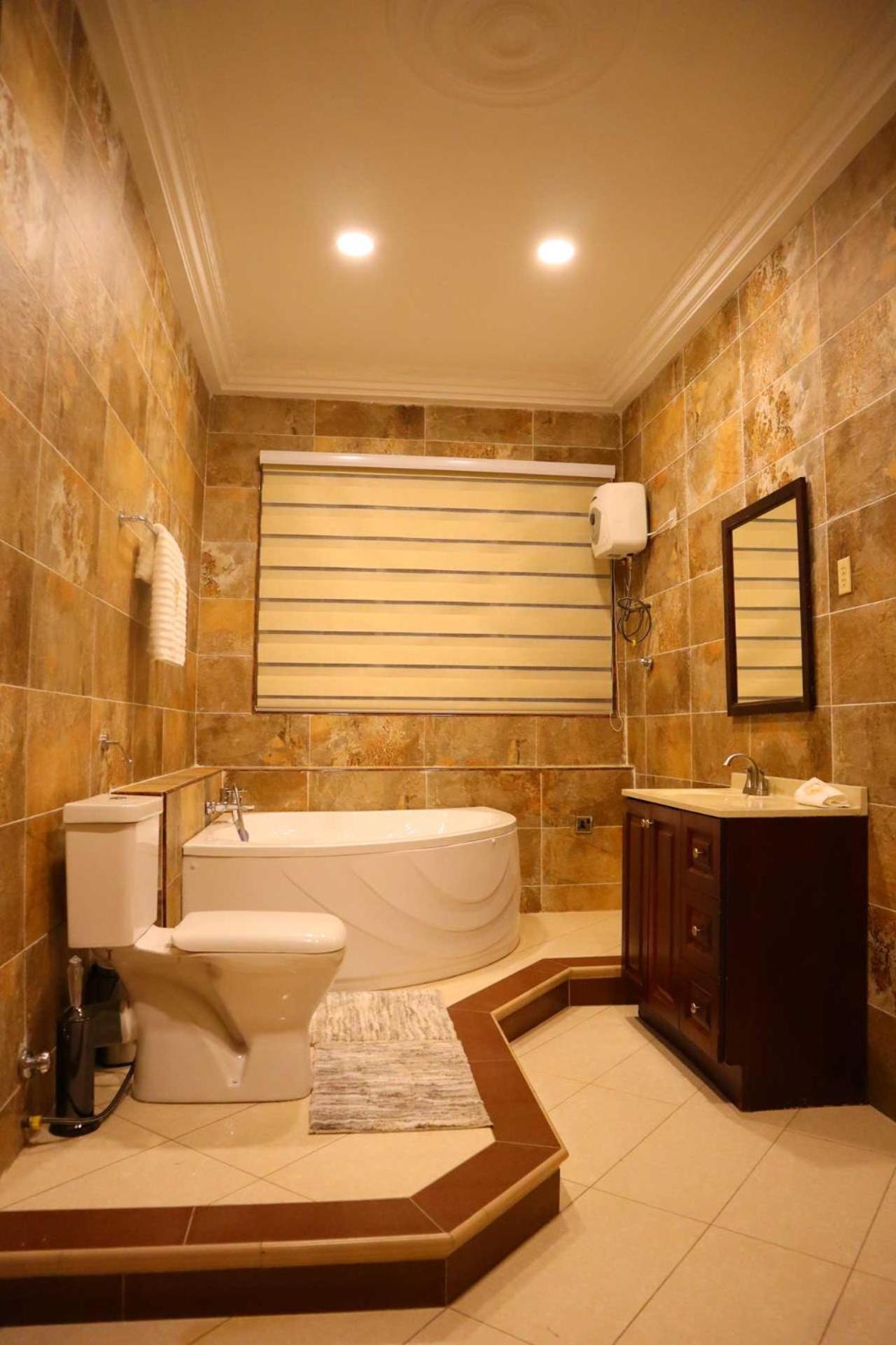 Labev Hotel Kumasi Bagian luar foto