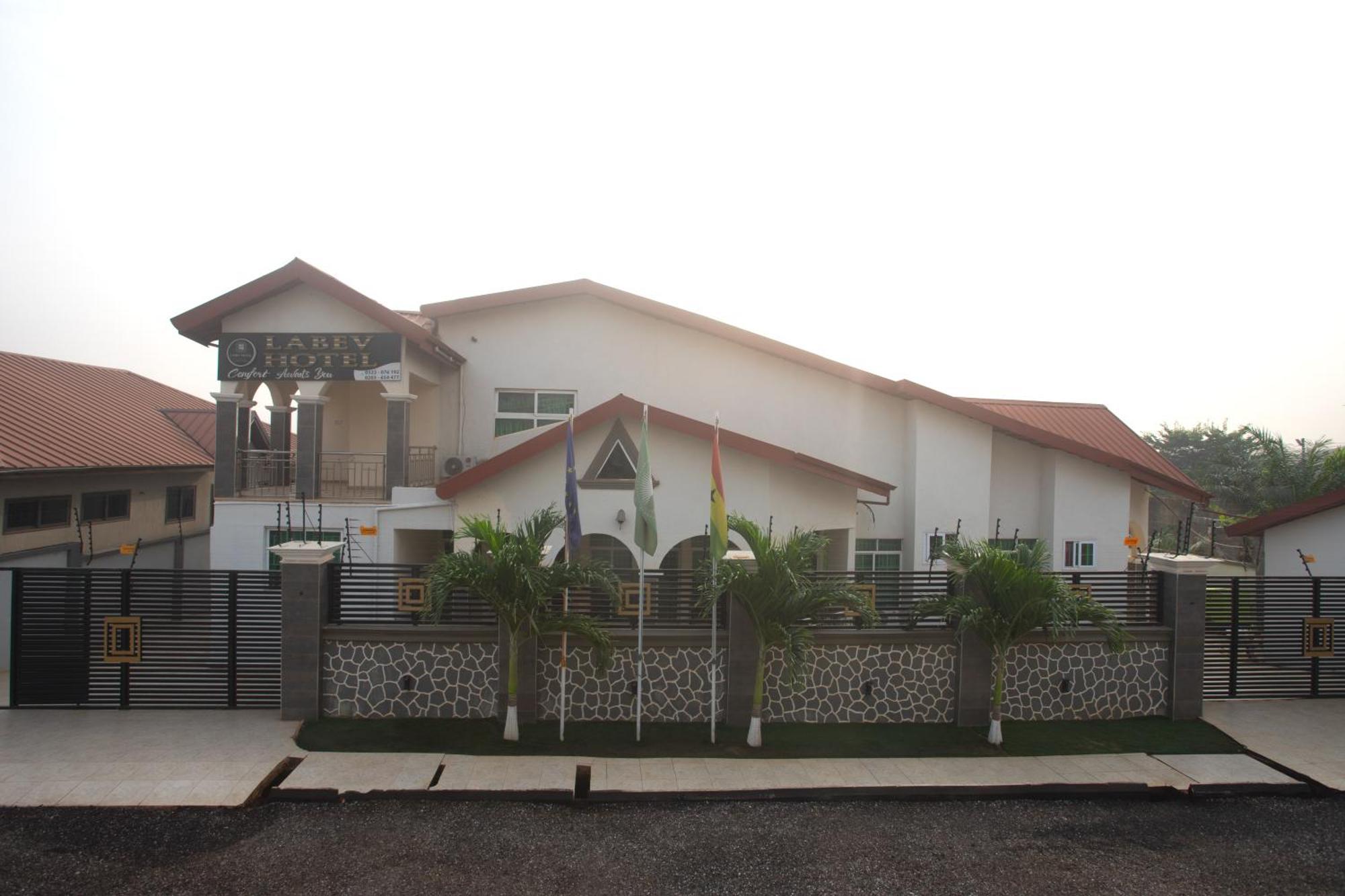 Labev Hotel Kumasi Bagian luar foto