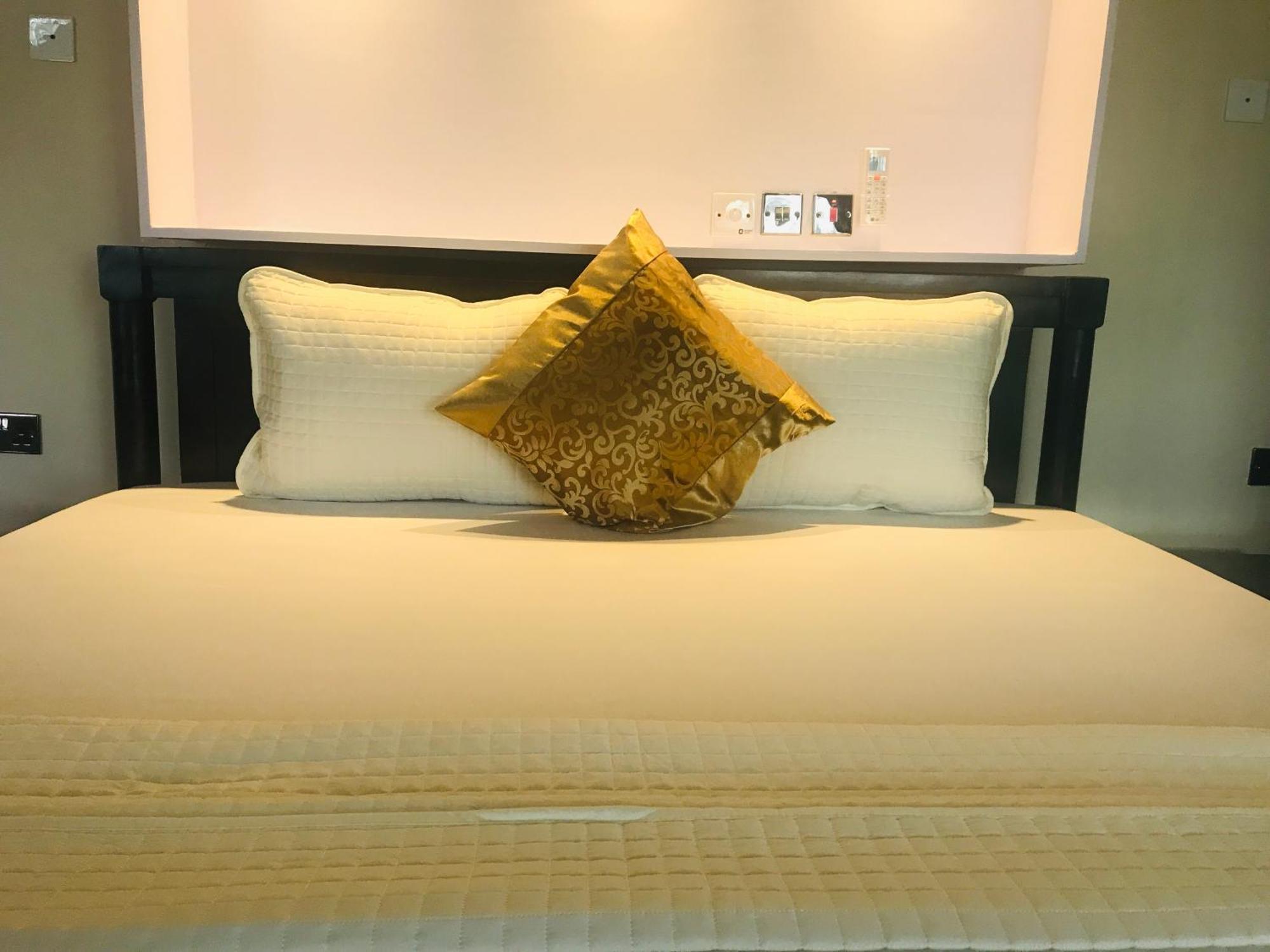 Labev Hotel Kumasi Bagian luar foto